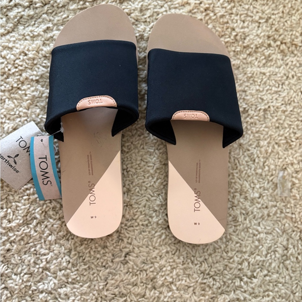 Toms Black and Tan Sandals Slip-On Comfort